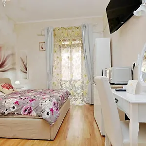 Chilling Jacuzzi Suite&deluxe Rome